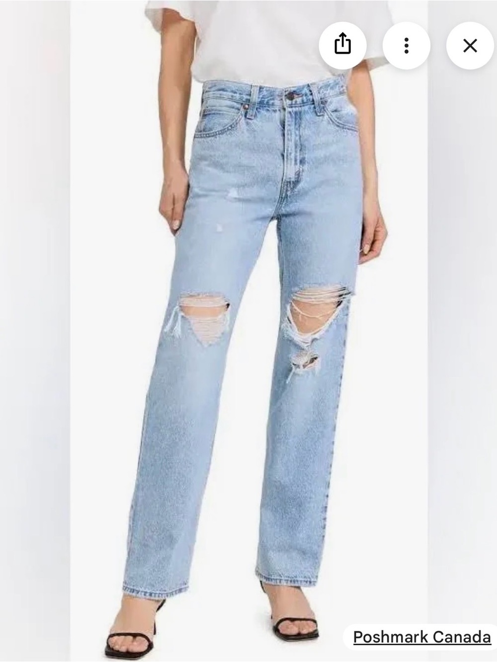 LEVI’S Light Blue Distrssed Jeans Premium Dad Jeans - size 25